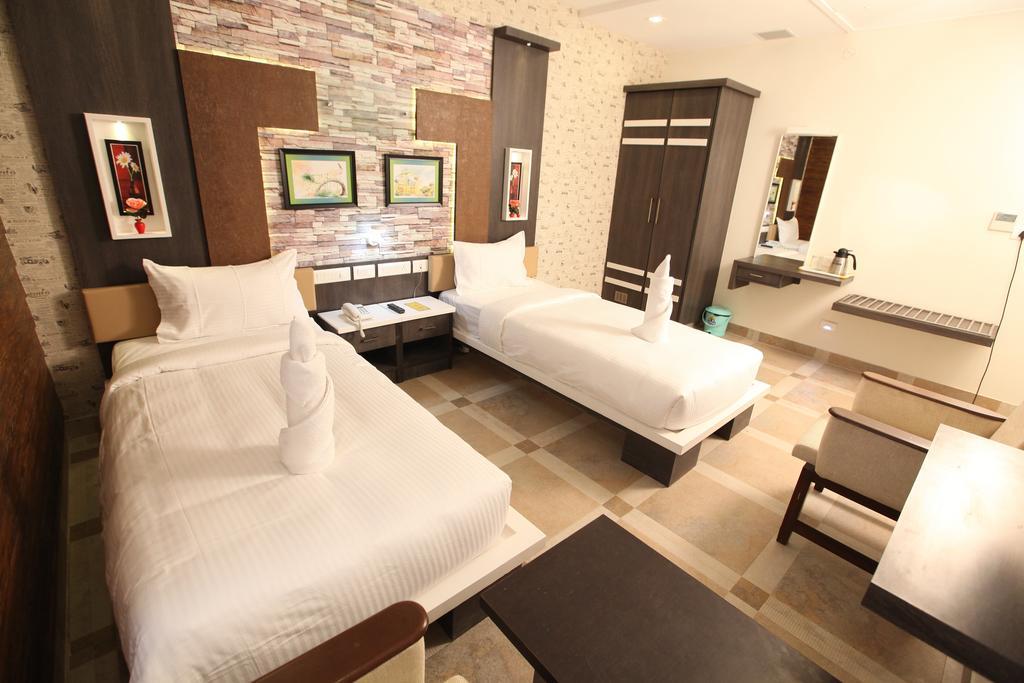 Hotel Mmr Gardens Madurai Esterno foto